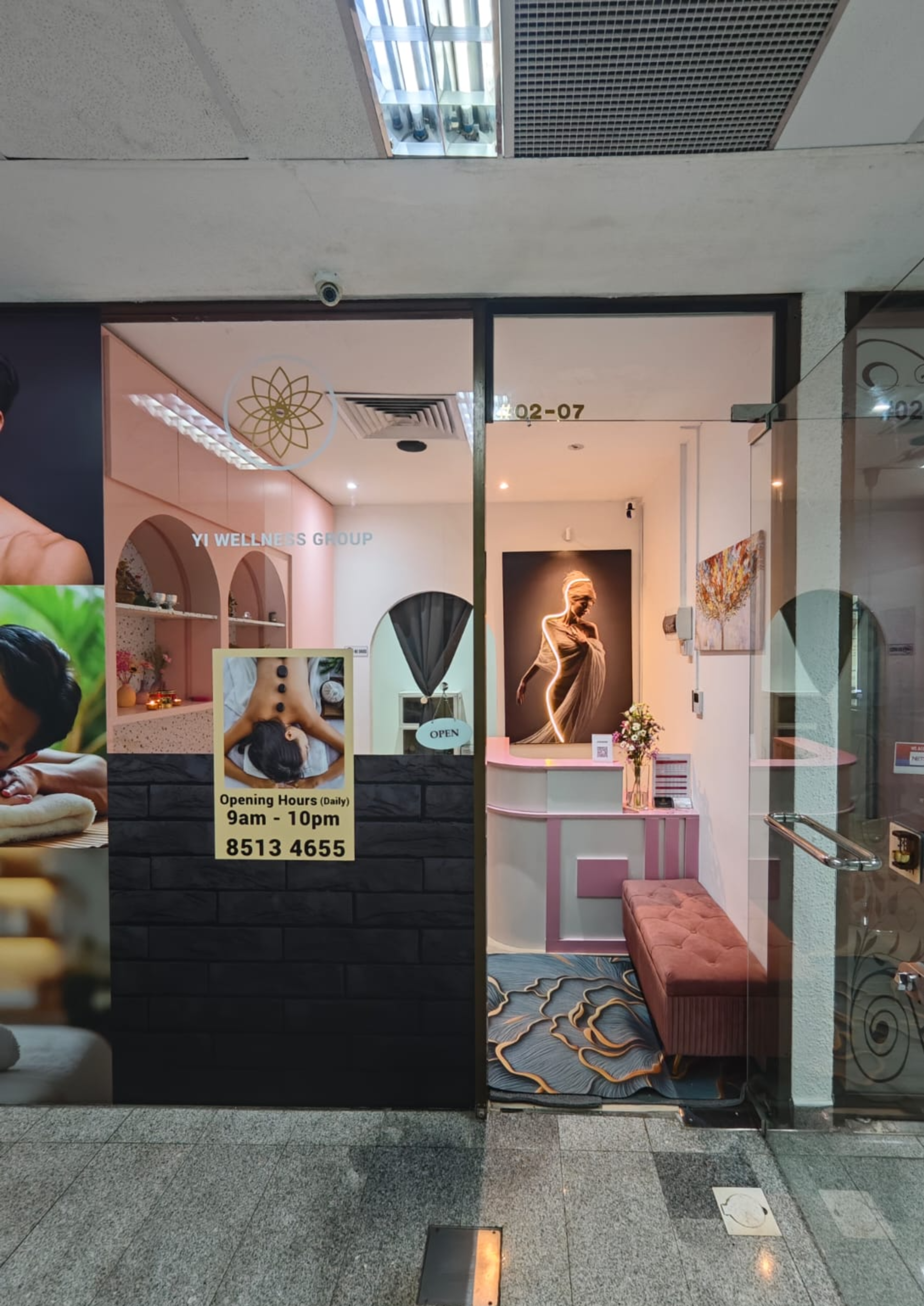 220 Orchard Rd, #02-07, Midpoint Orchard, Singapore 238852